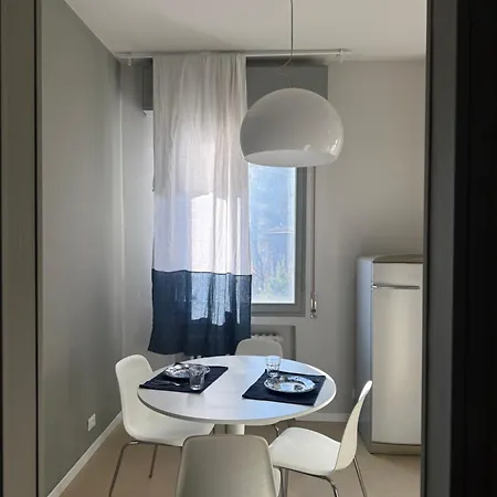 Con Balcone A Due Passi Dal Centro *