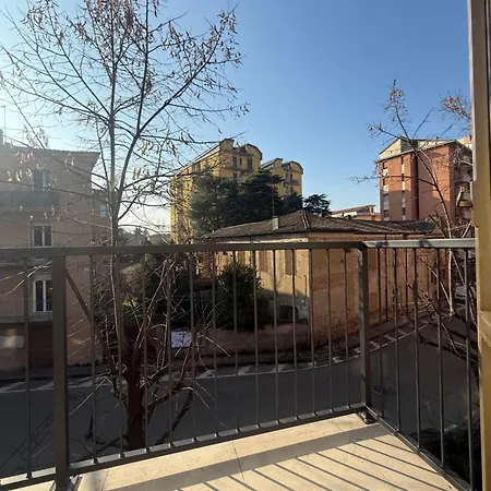 Gina Con Garage Privato Gratuito * Modena
