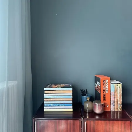 Con Balcone A Due Passi Dal Centro Modena