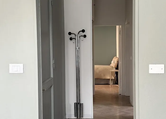 Con Balcone A Due Passi Dal Centro Apartment