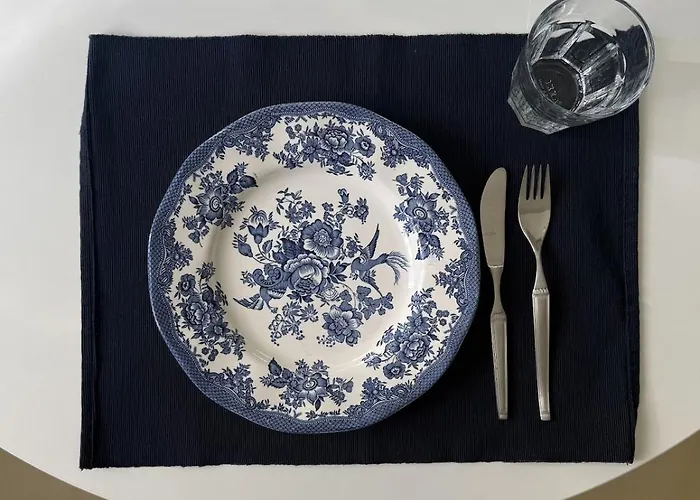 Con Balcone A Due Passi Dal Centro Modena