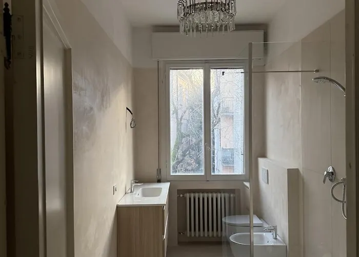 Con Balcone A Due Passi Dal Centro Apartment Modena