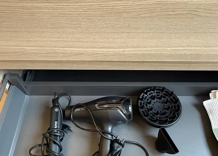 Con Balcone A Due Passi Dal Centro Modena